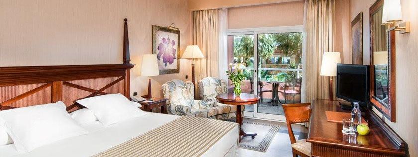 厄尔巴岛埃斯特波纳海水浴温泉酒店 外观 照片 A room at the hotel