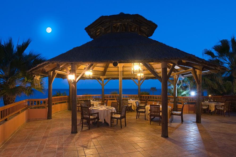 厄尔巴岛埃斯特波纳海水浴温泉酒店 外观 照片 The restaurant at the hotel