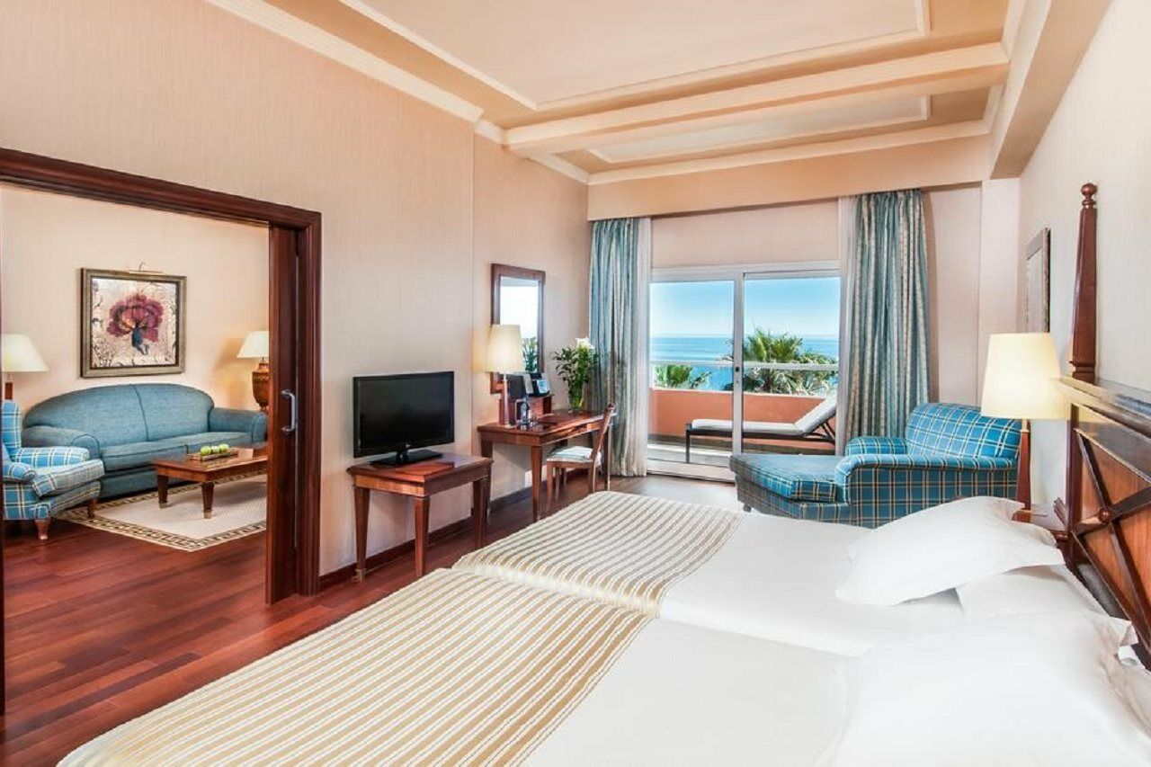 厄尔巴岛埃斯特波纳海水浴温泉酒店 外观 照片 Suite
